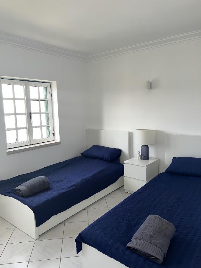 Relaxing 2 Bedroom House 5 Minutes Away From Vilamoura Marina クアルテイラ エクステリア 写真